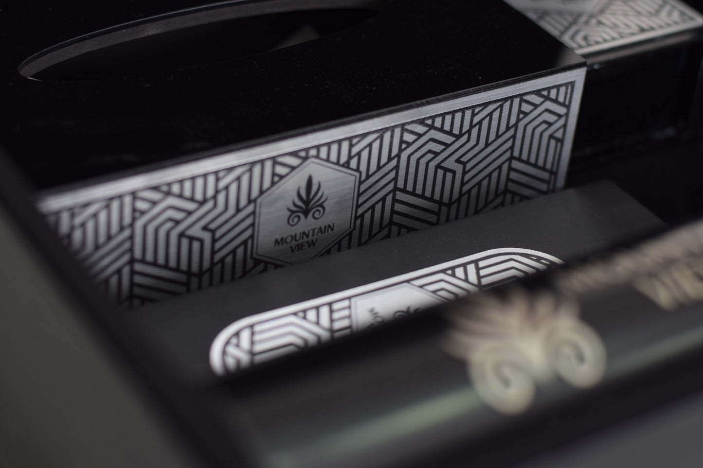 Box H021