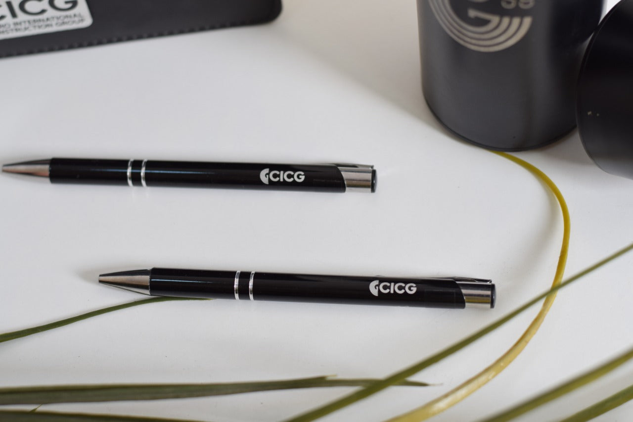 Metal pen 001